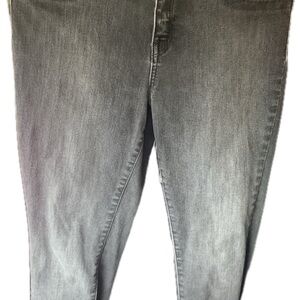 Stylish Gray/Black Denim Jeans